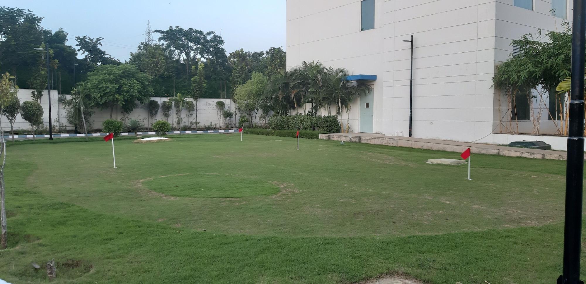 Chengalpattu Fairfield By Marriott Chennai Mahindra World City מראה חיצוני תמונה