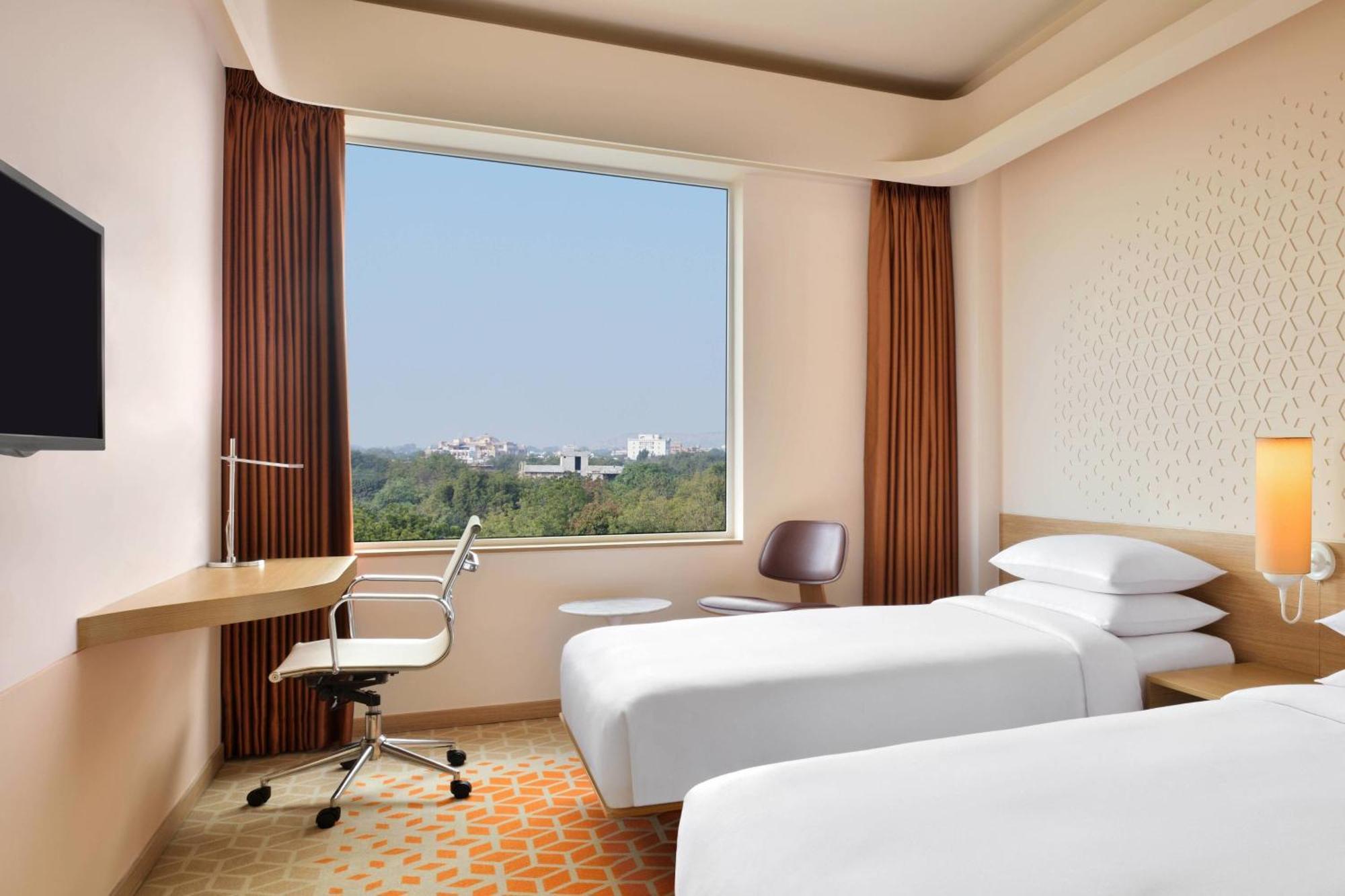 Chengalpattu Fairfield By Marriott Chennai Mahindra World City מראה חיצוני תמונה
